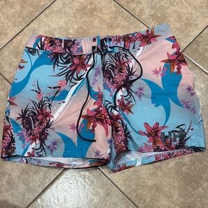 Floral Print Women's Shorts - Multicolor